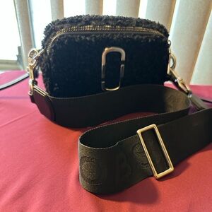 Marc Jacobs Teddy Snapshot (Black)